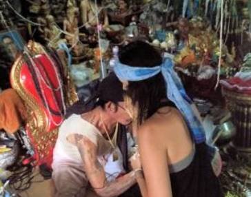 Ajarn Inn Kham Pan Ya Reang